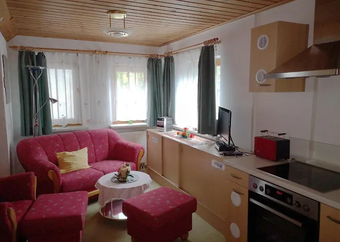 Haus Hirtenbergblick 아파트 Lonau