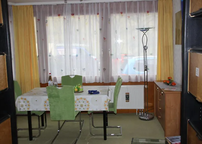 Haus Hirtenbergblick * Lonau